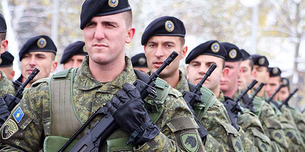 КиМ и војска – скидање маски