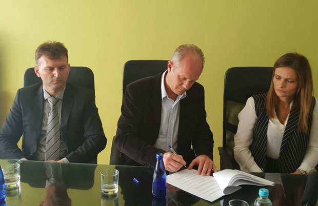 Јаче везе Србије и Црне Горе 