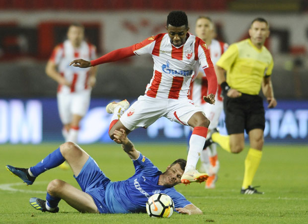 ГЛАВОБОЉА ЗБОГ КАФУА: Звездин Бразилац није путовао у Ливерпул зато што је био суспендован