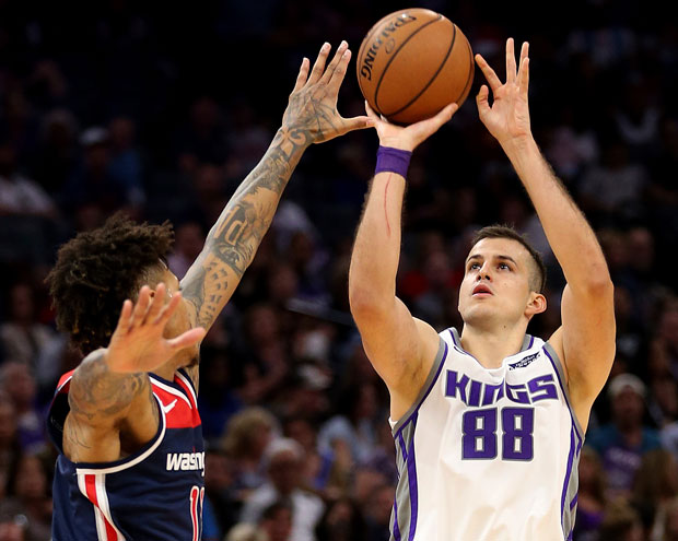 НБА:  Вече у знаку  Бјелице – шест тројки уз рекорд каријере, Тео коначно на терену, Боби само четири минута у игри (ВИДЕО)