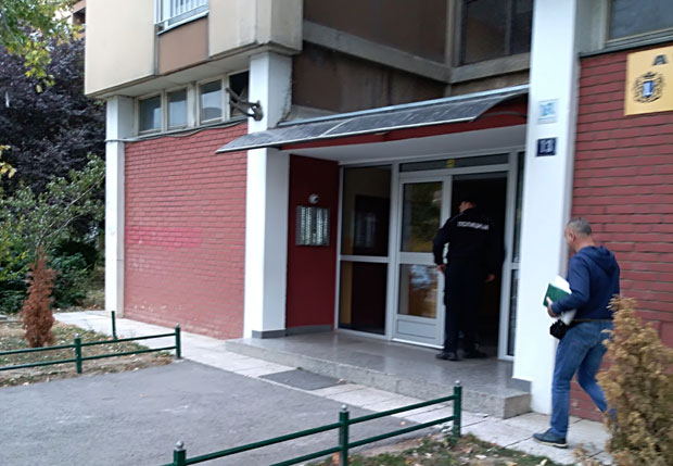 УЖАС У НОВОМ САДУ: Младић насмрт избоден док је покушавао да побегне са кућне журке