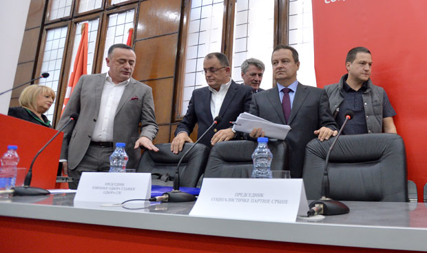 СПС јури Дачићев рејтинг