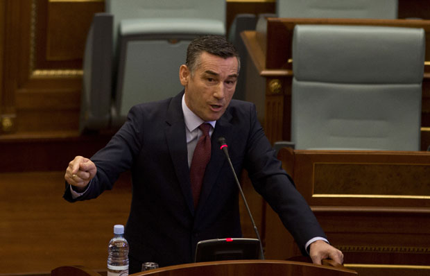 Весељи: Не смемо да изгубимо међународне партнере са којима смо довде стигли