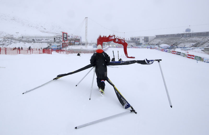 Уместо у Зелдену, велеслалом скијаша премештен у Залбах