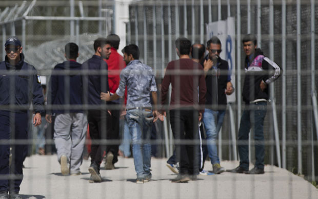 Петоро Албанаца ухапшено због кријумчарења миграната