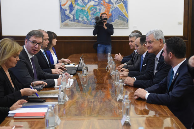 Вучић примио делегацију турског парламента