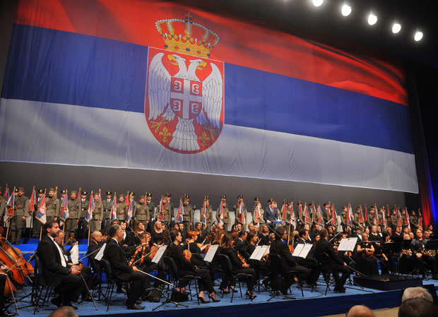 Вучић: Србија нема важнију потребу од мира и добросуседских односа; Минутом ћутања за сваког погинулог, ћутали бисмо 866 дана (ФОТО)