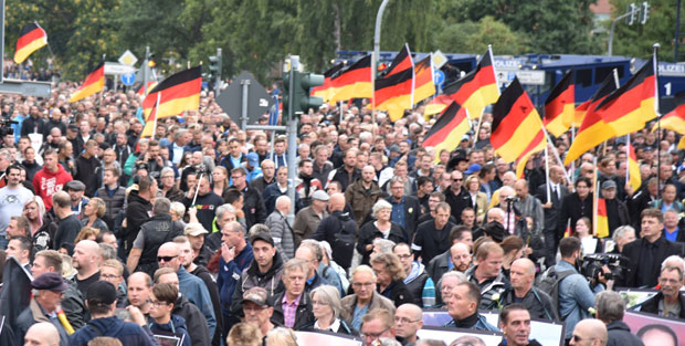 Дојче веле: Нова десница јача, док народне странке “умиру”