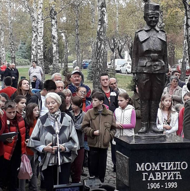 СПОМЕНИК МОМЧИЛУ ГАВРИЋУ: Лозница слави малог јунака Великог рата