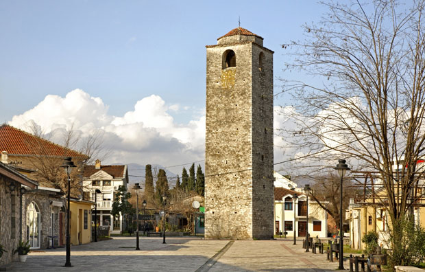 ИНЦИДЕНТ У ПОДГОРИЦИ: У центру града претучене две девојке