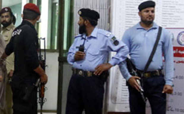  Ухапшено 150 људи због насиља током протеста