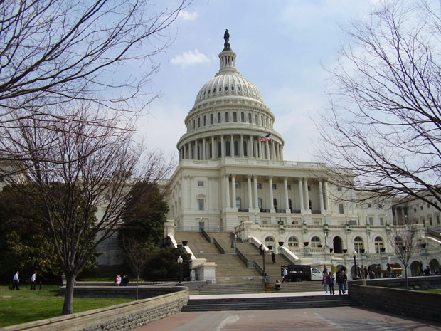 Трамп брани Конгрес