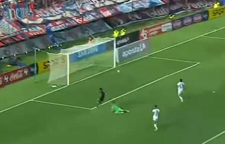 РЕКОРД У ПАРАГВАЈУ: Постигао гол са 14 година (ВИДЕО)