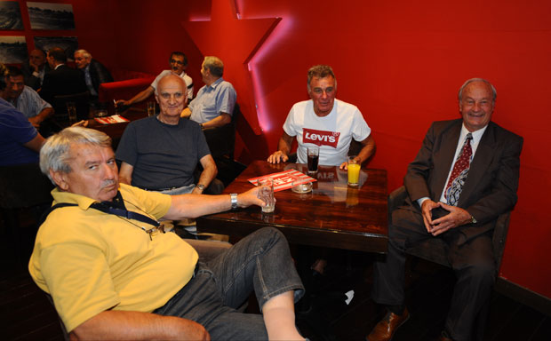 Звездин тим из 1973. као увертира за меч против Ливерпула