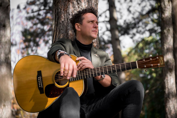 ОВА ПЕСМА ЈЕ ЧЕКАЛА ТРИДЕСЕТ ГОДИНА! „Пијеш, сине“ - севдалинка нашег доба