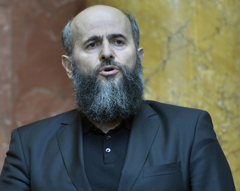 Зукорлић: Угљанин не делује сам, већ има своје менторе