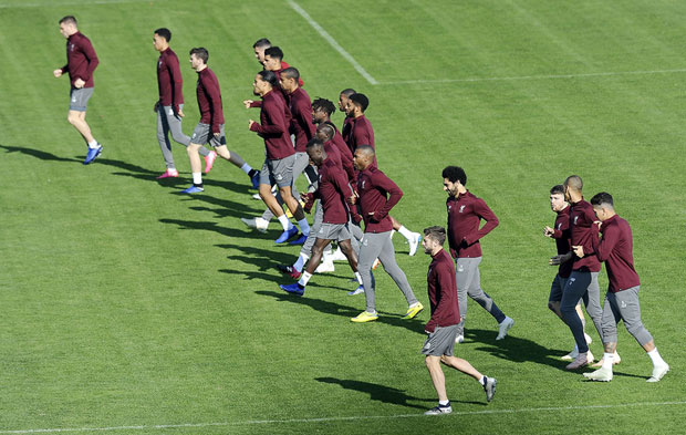 „НОВОСТИ” НА ТРЕНИНГУ ЛИВЕРПУЛА: “Редси” из Земунела на Звезду (ФОТО)