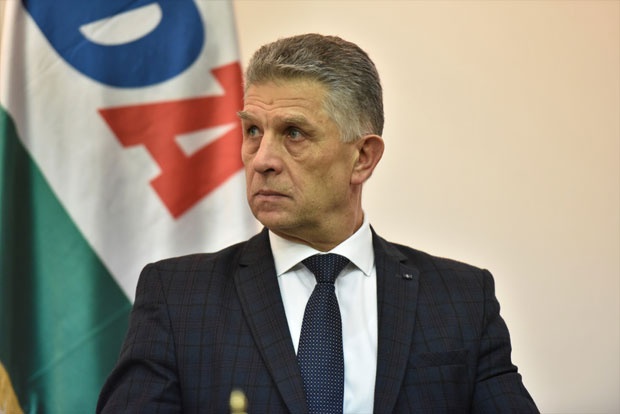 УГЉАНИН О СВОЈОЈ ИЗЈАВИ: Фашистичка творевина у Србији је патолошка појава - Српска држава Србија, одговорна за геноцид и све друге злочине на простору бивше СФРЈ