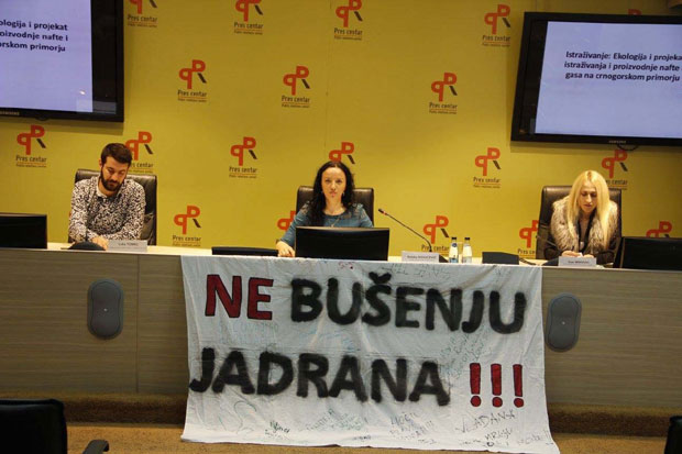 Еколошка држава у мрљама