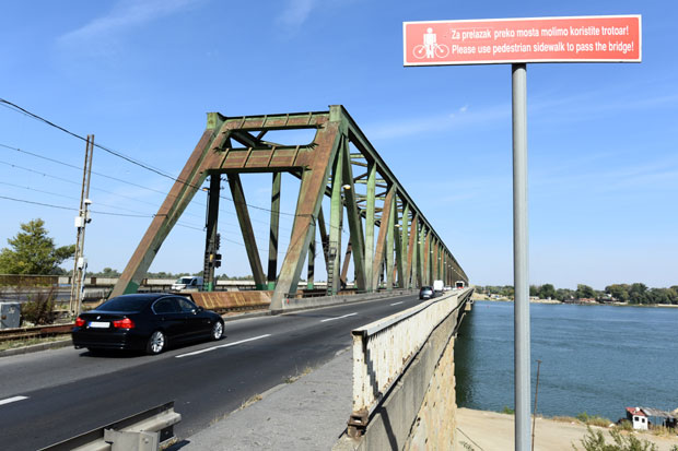 Панчевачки мост затварају сваке ноћи!