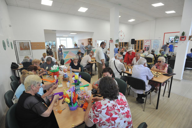 Град Београд побољшава положај најстаријих суграђана