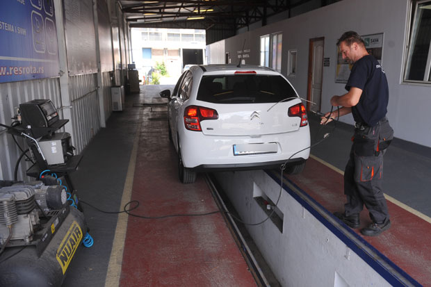 Технички само једном годишње