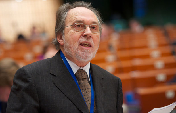 ДИК МАРТИ УПОЗОРАВА БРИСЕЛ И НАТО: Ускоро хапшење великих риба из ОВК, заштитите сведоке, побиће их