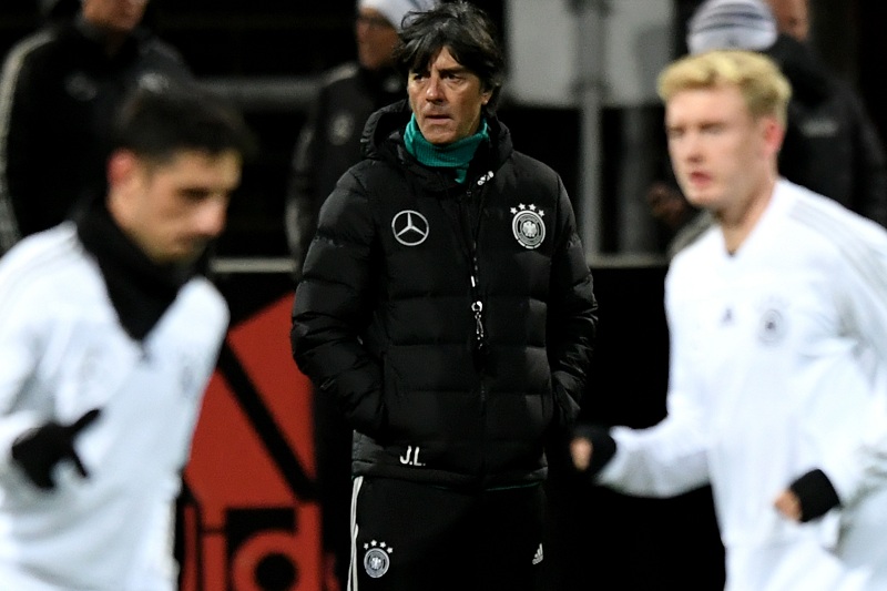 Лев још тражи прави тим