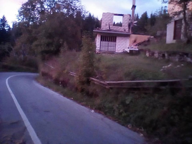 УДЕС КОД ПЉЕВАЉА: Мигранти доживели саобраћајну незгоду