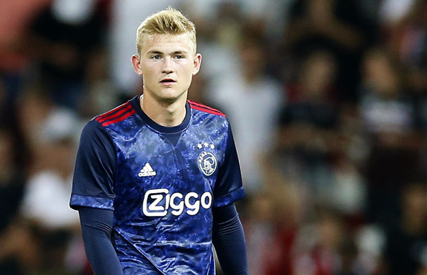 ПОБЕДИЛИ МАНЧЕСТЕР И БАРСЕЛОНУ: Јувентус први стиже до Де Лигта