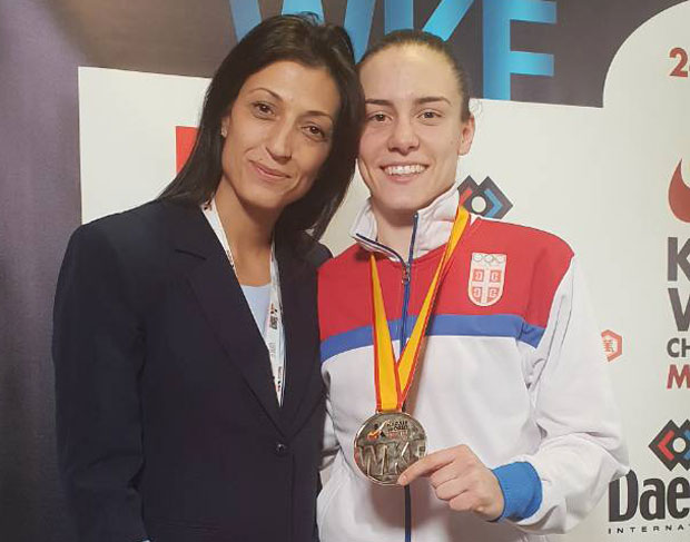 ВЕЛИКИ УСПЕХ СРПКИЊЕ: Јована Прековић светска шампионка у каратеу!