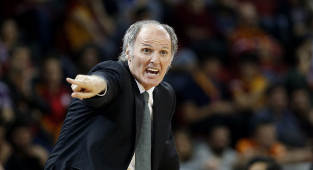 ИНЦИДЕНТ У БЕШИКТАШУ: Играч напао Ивановића