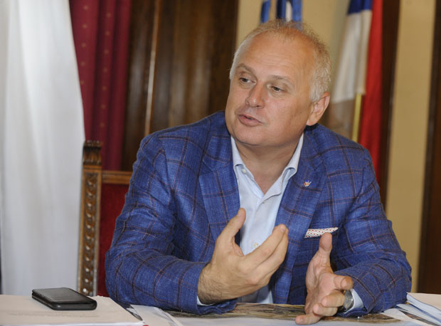 Весић: Изменама закона о озакоњењу најзаштићенији грађани