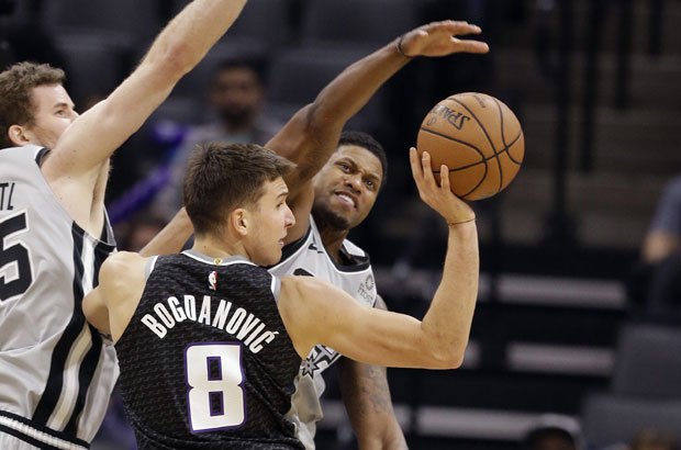 НБА: Богдановић и Бјелица водили Кингсе до победе, Теодосић и Марјановић са клупе гледали пораз шампиона