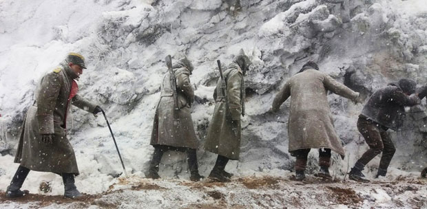 СПОМЕН НАШОЈ ГОЛГОТИ: Најављена премијера филма Краљ Петар Први