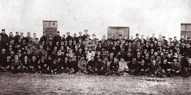 ЦРНОГОРСКИ ПОКРЕТ НЕ ОДУСТАЈЕ: Траже од Србије да плати 