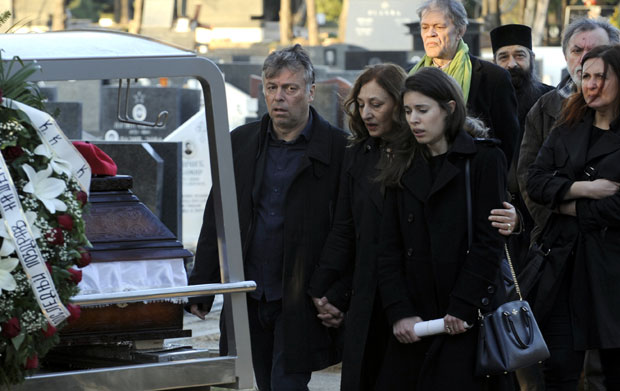 САХРАЊЕН БИВШИ ЧЛАН ЗАБРАЊЕНОГ ПУШЕЊА: Драле испраћен уз Дјевојчице којима мирише кожа