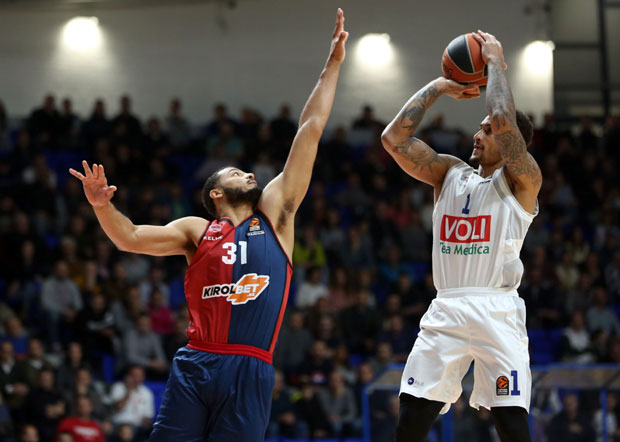 ЕВРОЛИГА: Први тријумф Будућности уз рекорд по броју убачених тројки, Реал задржао максималан учинак, шеста победа Фенера