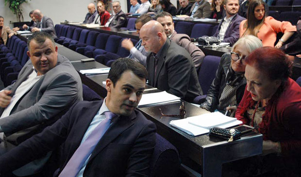 Бар: Вртић ипак у дворишту гимназије