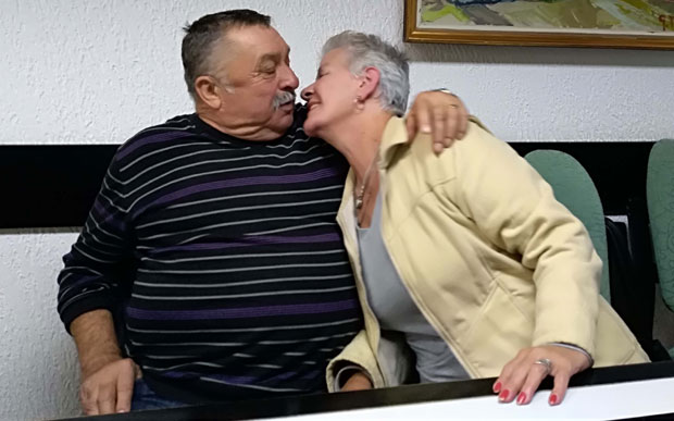 За пољупце никад није касно