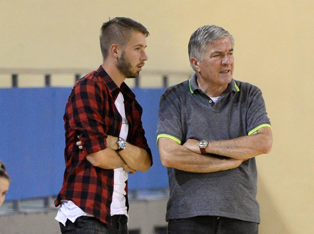 ШТИТИО САМ РУКОМЕТАШИЦЕ: Дапчевић шокиран начином на који је смењен са кормила ОРК Београда