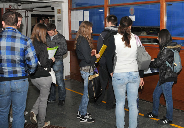 Нови Сад: Стипендије за најбоље