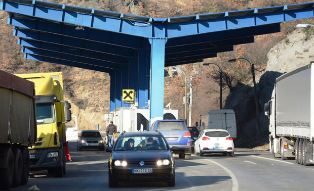 ПРИШТИНА НАСТАВЉА СА ПРОВОКАЦИЈАМА: Хтели би етикете Република Косово