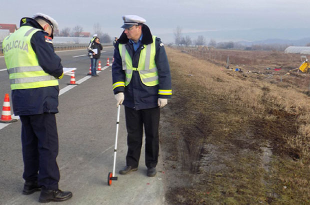 ТРАГЕДИЈА КОД СУБОТИЦЕ: Камион убио човека