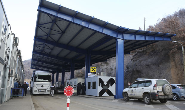 ТРИ МЕРЕ ПРОТИВ СРПСКЕ РОБЕ: Шта садржи одлука Приштине о таксама