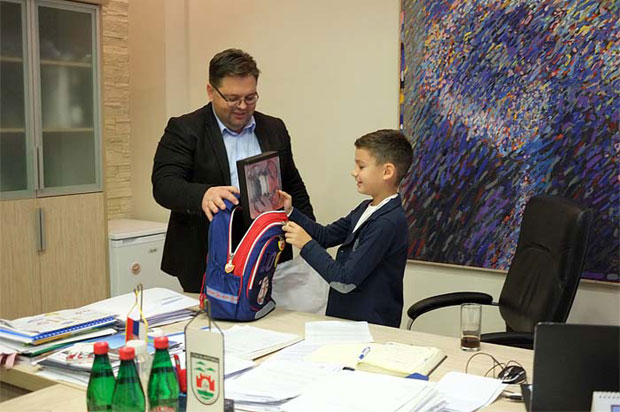 ПРЕУЗЕО МАНДАТ: Вукашин Пуђа мали градоначелник Сремске Митровице 