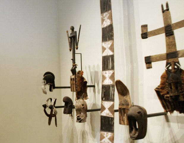 Француска пита: Да ли бивши колонизатори треба да врате уметничка дела узета из Африке