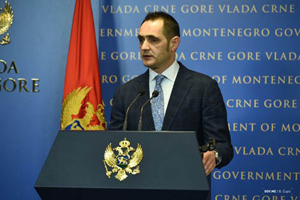 Радуловићу замерају уништавање Таре