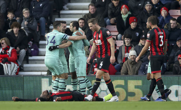 ПРЕМИЈЕР ЛИГА: Обамејанг донео победу Арсеналу у Борнмуту