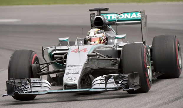 Хамилтон: Пресрећан сам, хвала свима на подршци током целе године